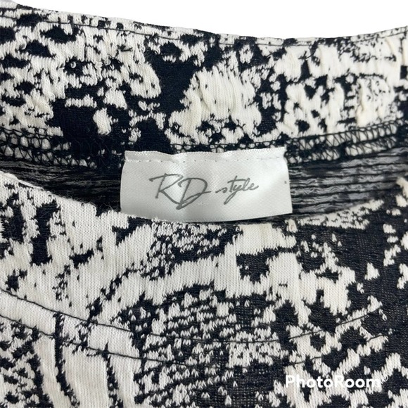 RD Style White and Black Dress/Top - Picture 9 of 11